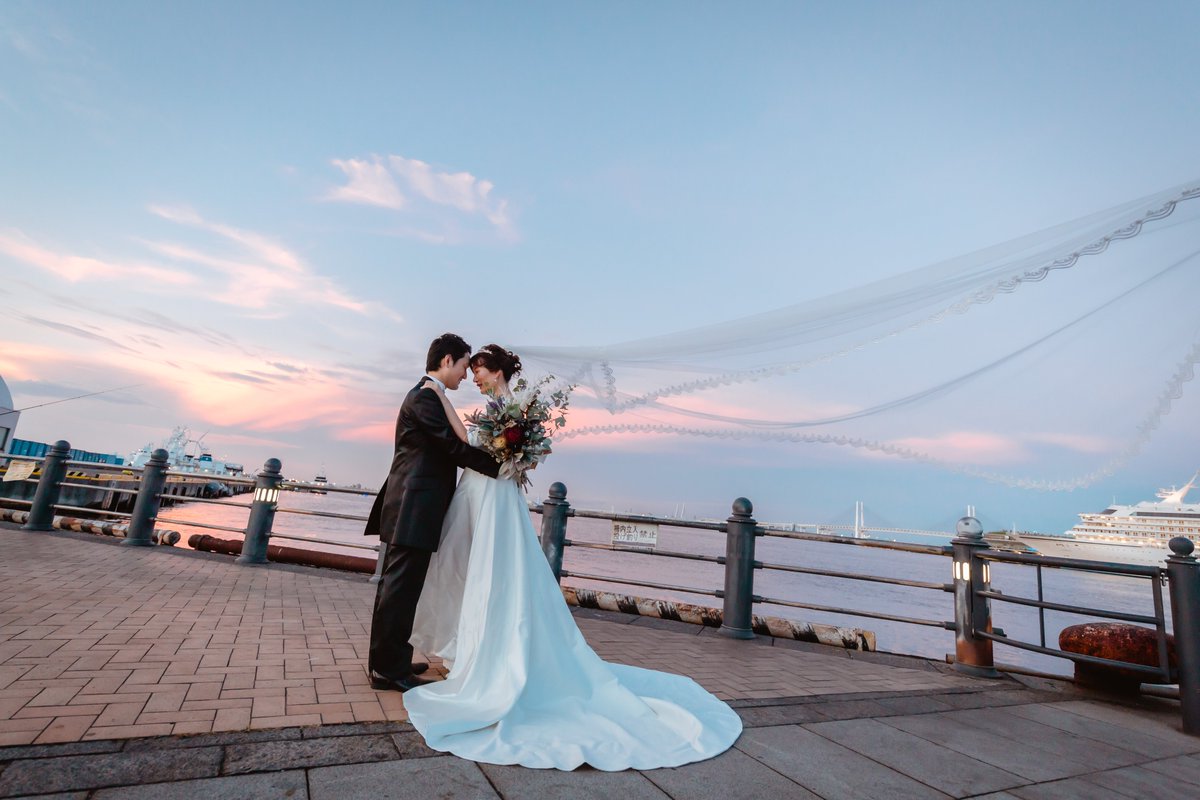 /
横浜でウェディングフォトを撮影するなら
#フォトジェリッシュ横浜
\

本日のお問合せ受付
10:00~20:00

お問い合わせはこちらから
photo-jellish.jp/shop/yokohama/