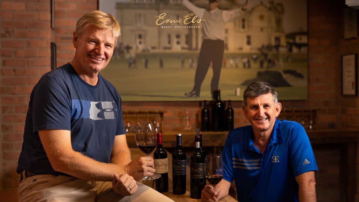 THE JOURNEY IS ITS OWN REWARD

Confidently New World. Nestled in the Golden Triangle of Stellenbosch. This is the Journey of Ernie Els Wines.

youtube.com/watch?v=fkBOK1…

#ernieelswines #bigeasy #majorseries #signature #stellenbosch #helderberg