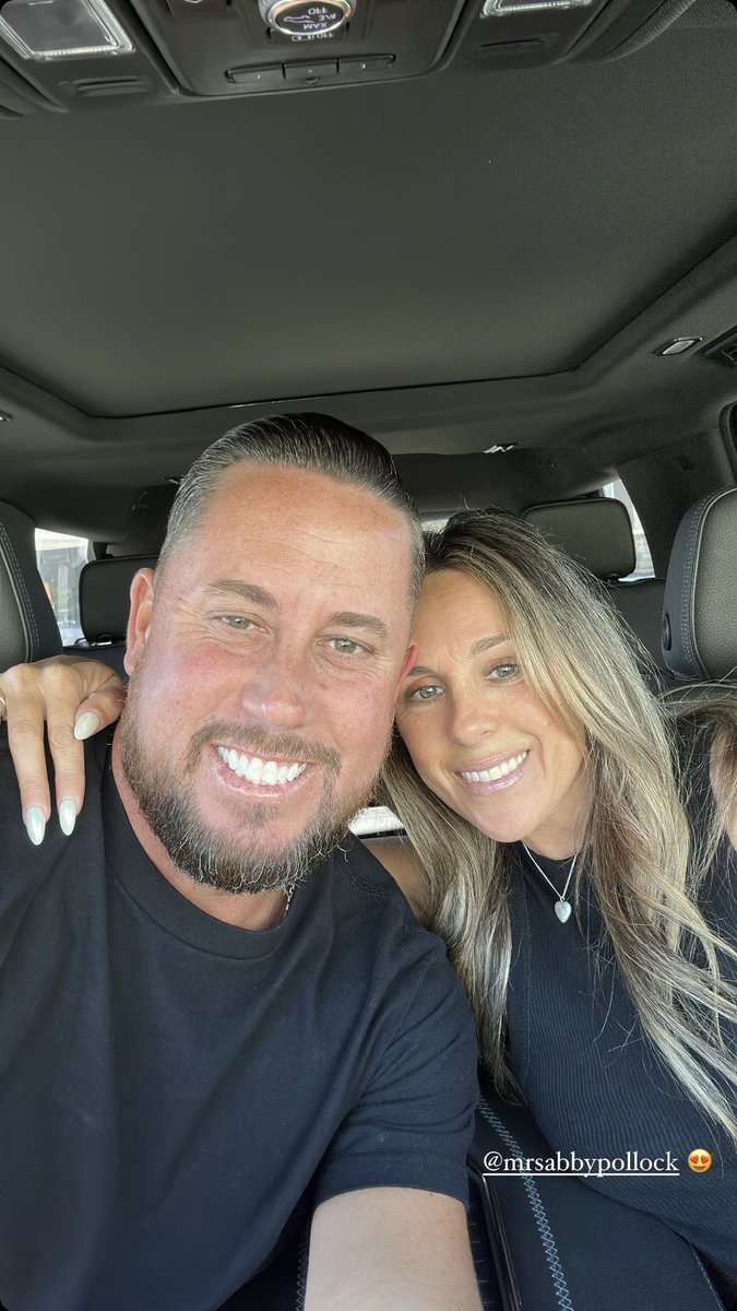 MatthewPollock1's tweet image. 22 YRS TODAY on the 22nd ! I love and adore you Mrs Abby Pollock . . . 🏆