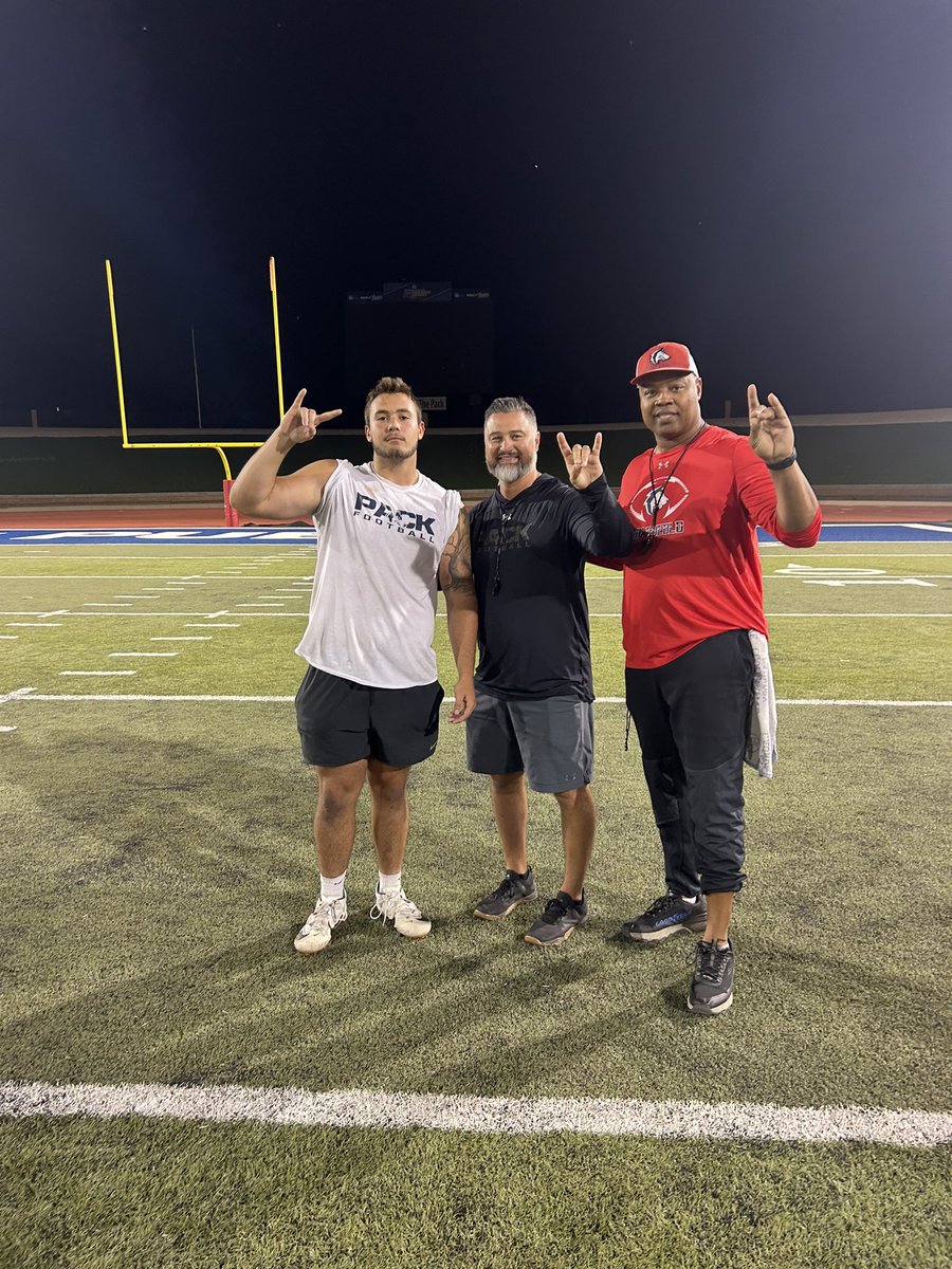 johnston_odin's tweet photo. #AGTG After a great camp I’m blessed to receive a offer to CSUP 🐺‼️@PhilipVigil @Lakewood566 @CoachJCarvalho @LakewoodFTBL @CoachSmith91 @Coach_Tuley @CSUPCoachGraf @Coach_Tuley @CoachFaske https://t.co/1sjkxha7vL