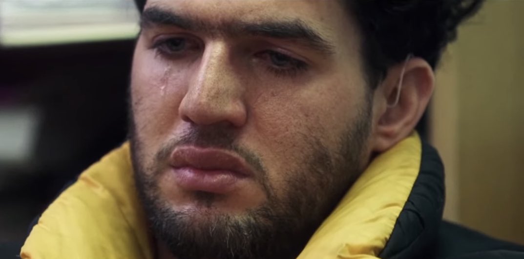 tfw emily blunt refuses to shake ur hand