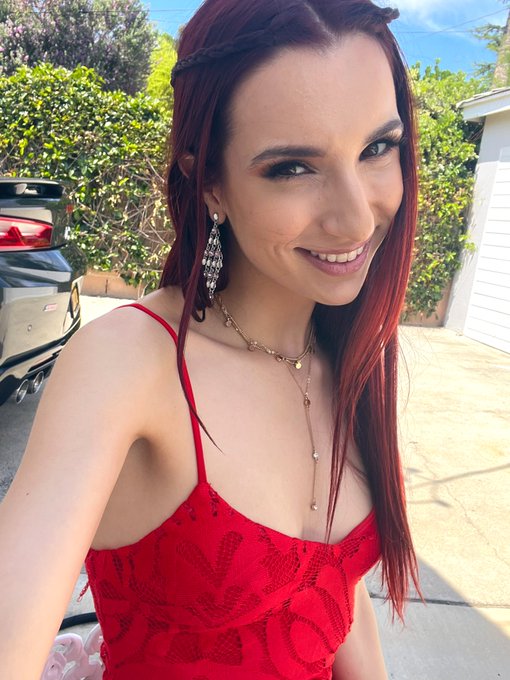 Just had the most amazing scene today!!!!!!! 🤤  can you guess what FIRST I did on camera today???💋😍🤭<a href="/tag/mvsales"class="tags"><span>#mvsales</span></a>