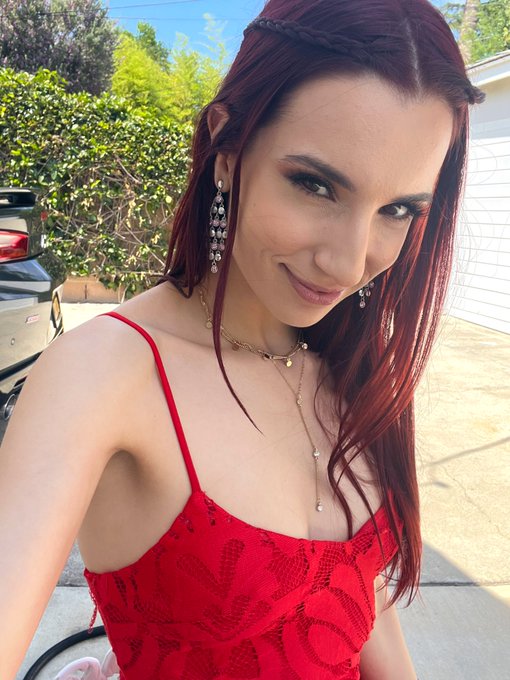 Just had the most amazing scene today!!!!!!! 🤤  can you guess what FIRST I did on camera today???💋😍🤭<a href="/tag/mvsales"class="tags"><span>#mvsales</span></a>