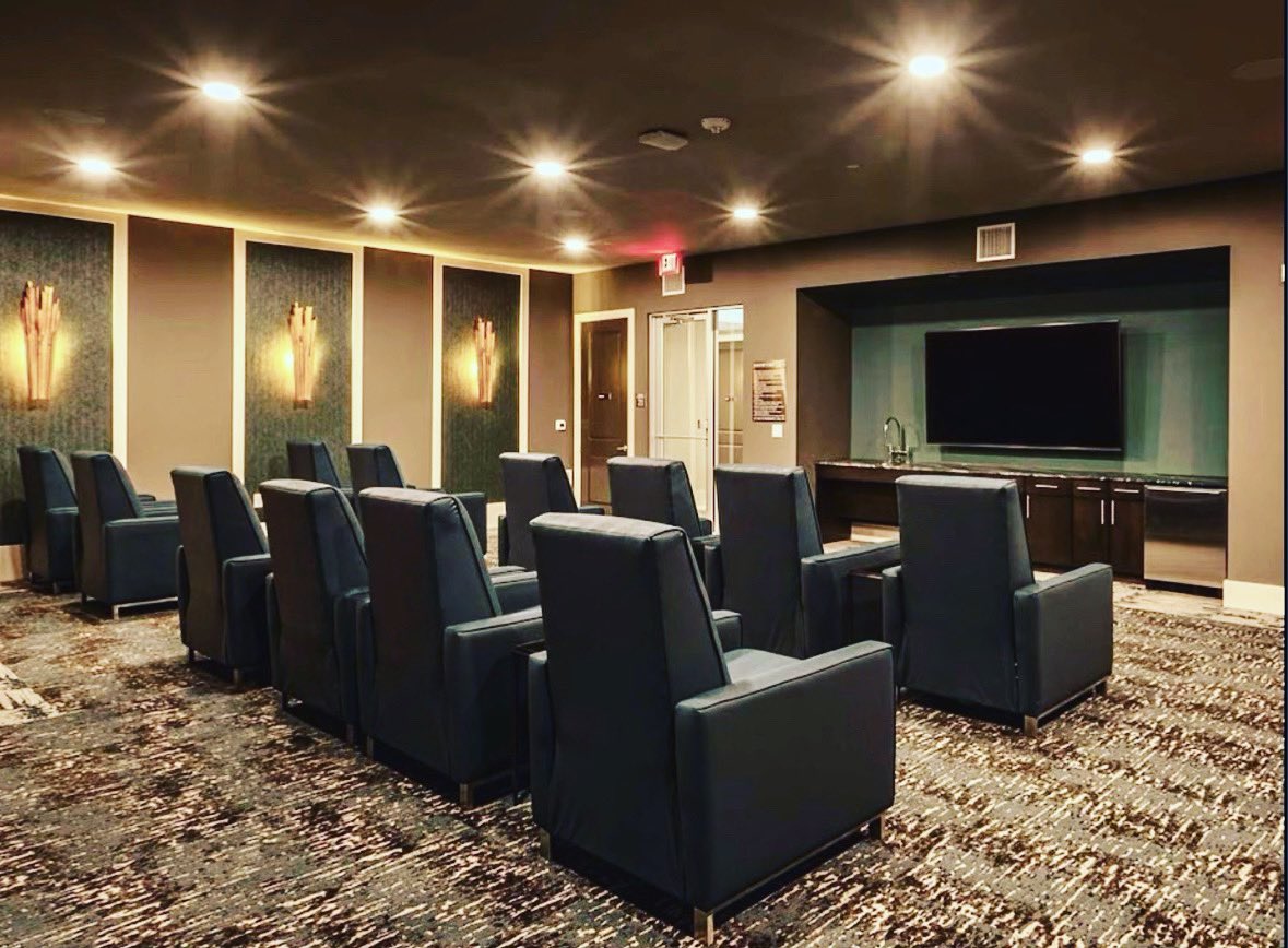 orchards_at_mp's tweet image. 🎬 Lights, camera, action! 🍿 We will provide your popcorn and favorite snacks. It’s always an unforgettable movie night at The Orchards Market Plaza 🎉🍿 #AlwaysUnited #OMP #BigScreenFun #MovieNights