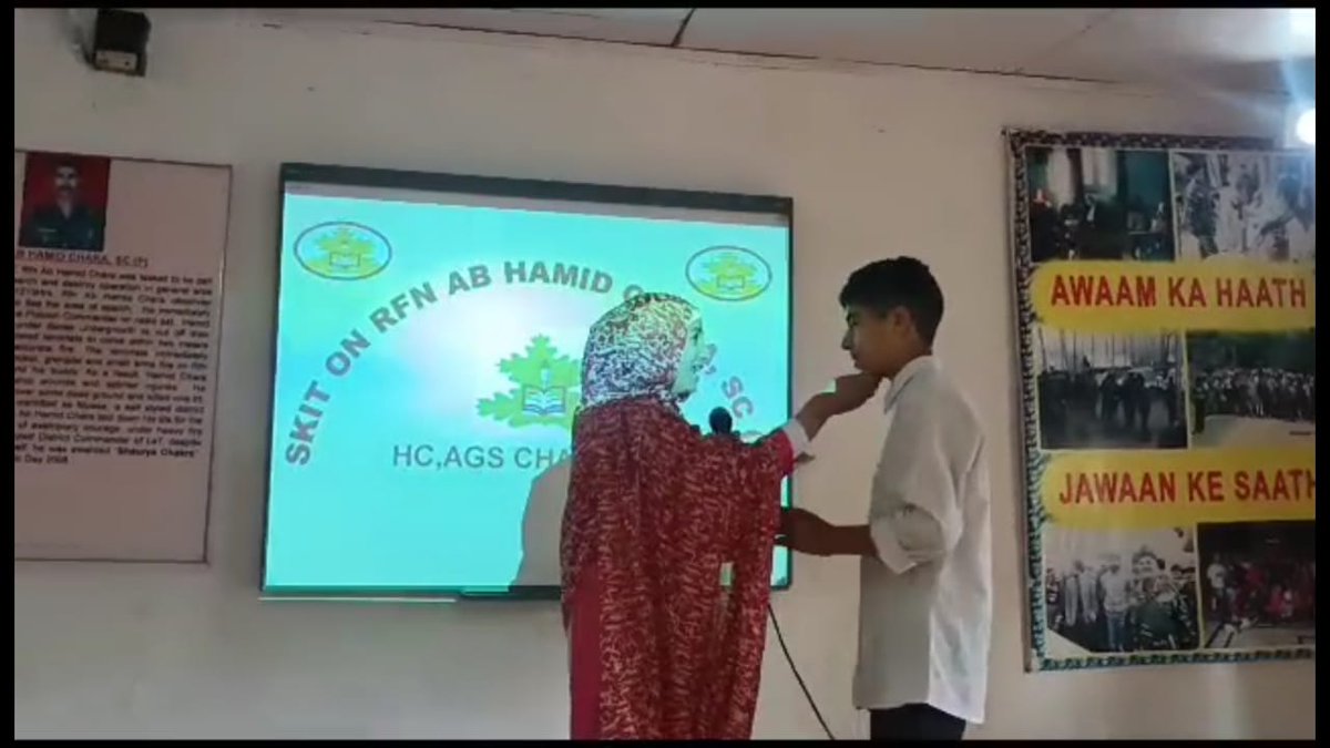 JannatLolab's tweet photo. *AGS Chandigam Organised Patriotic Drama On Rfn Abdul Hamid Chara, SC*
#IndianArmy
#RfnHamidChara
#ProsperousKashmir
#YouthofKashmir
#VandeMaTaram
#IAmKashmir
#SentinelsofLolab
#ProsperousKashmir https://t.co/kxENZHphxZ