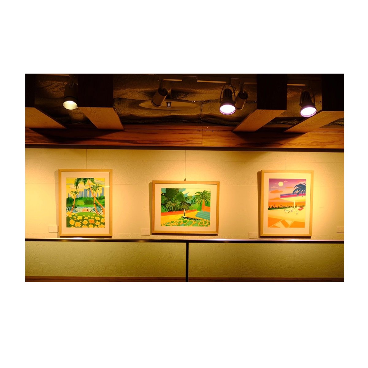 4年ぶりの個展開催しております。
7/21-8/1枚方Tサイト2F TSUTAYA横

2ヶ月滞在したオーストラリアからインスピレーション得て仕上げた作品がたくさん展示してます。ぜひお越しください。館内めちゃ涼しいです🥹