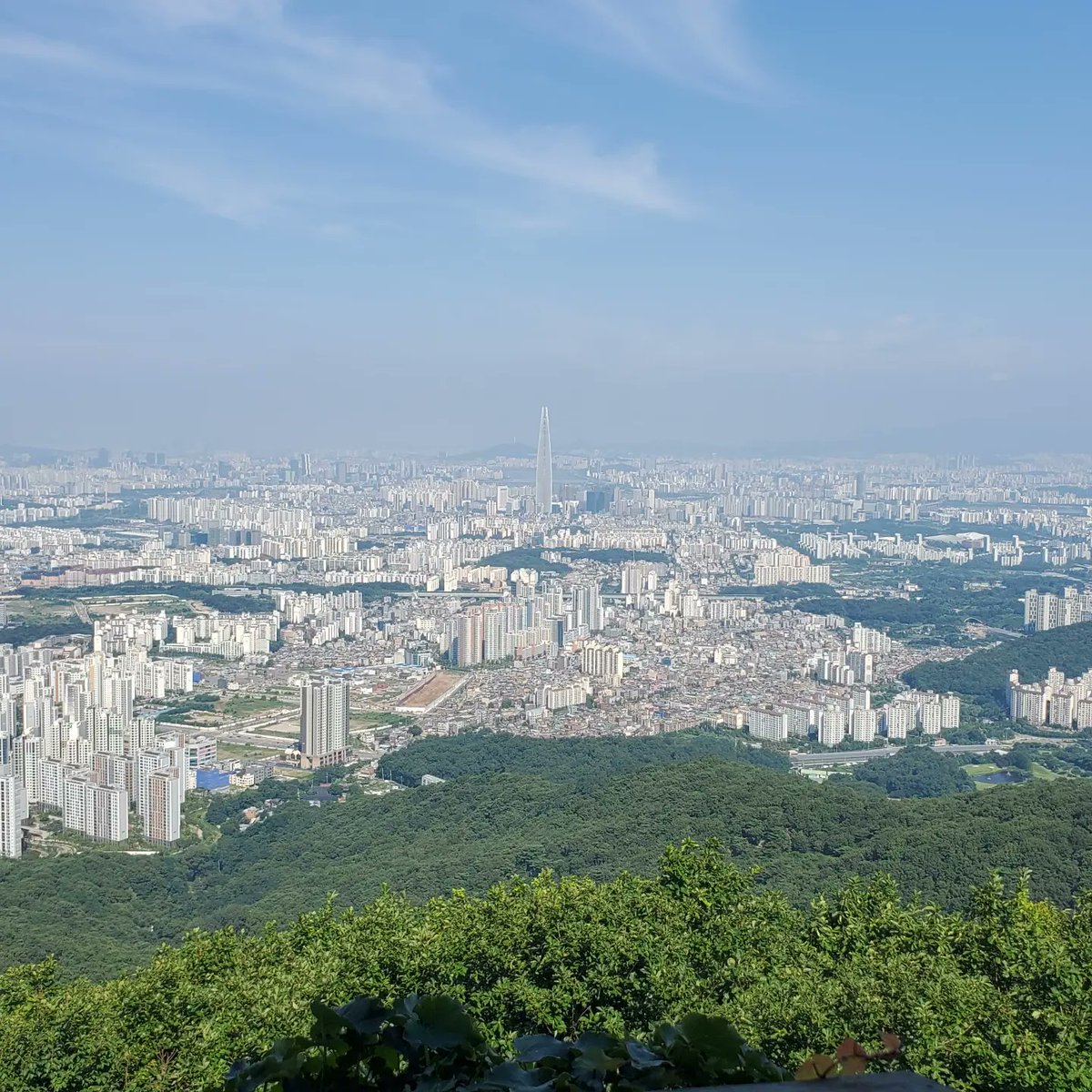 Yesterday morning we went early to visit Binnie at Moon's Space. We were also very lucky to get a bracelet. Wrote a short letter, got a candle, and walked around a bit. Cried for a bit. Found the view Eunwoo and Sanha took a picture at, and Sua and Sanha the night before.