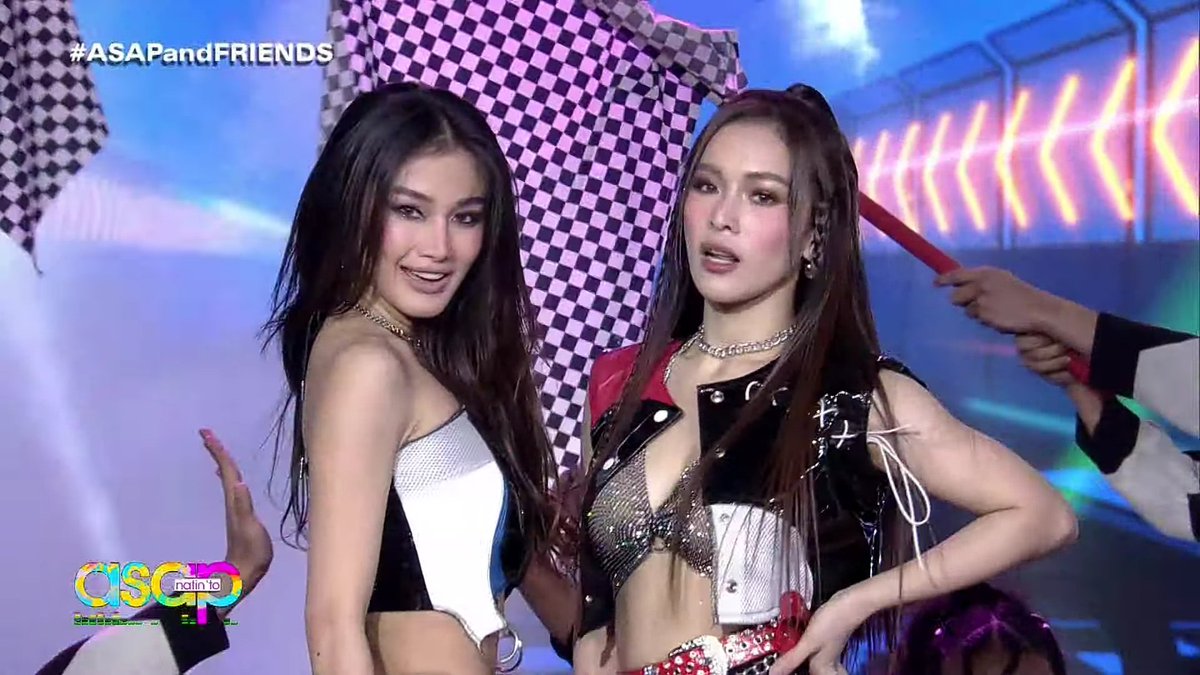 jackiegylg's tweet image. their performances together are always my favorite. LAUVETTE!!!

#ASAPandFRIENDS