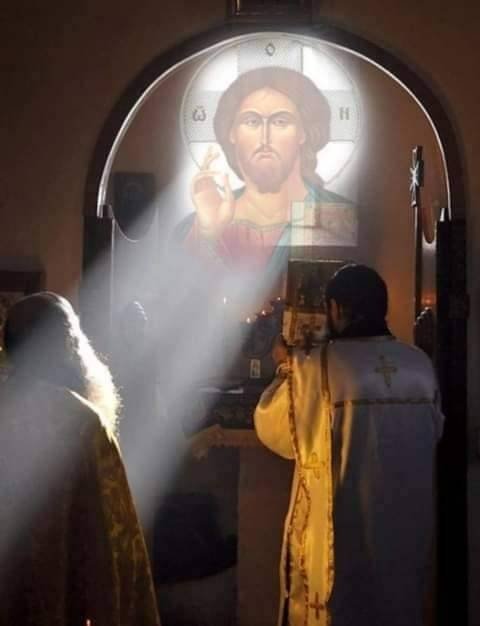 "ጌታ ሆይ ወርቅ ትሰጠኝ ዘንድ አልለምንህም ሀብት ንብረትም አልለምንህም እነርሱ ድኅነትን የሚያስገኙ አይደሉም።ይቅርታህን ማግኘት ግን ከወርቅ ይልቃል። የኃጥያት ሥርየትን ማግኘትም ከብር ይበልጣል።" 
                 |ቅዱስ ኤፍሬም ሶርያዊ