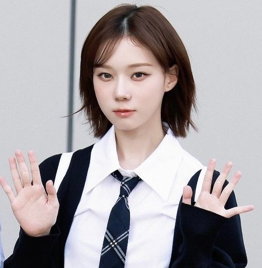 ‹someone's hidden love›˖♡

"liking someone is complicated and a lot of challenges, but it's really fun because it's like secretly"

Jaemin &amp; winter local AU