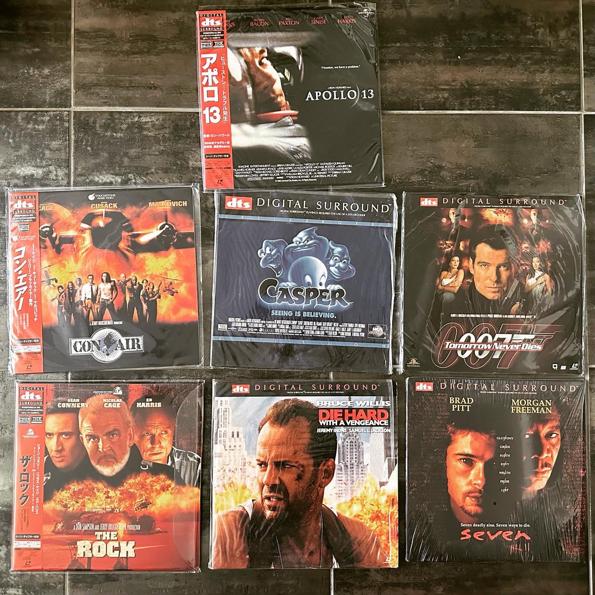 LesCollector's tweet photo. La collection de #laserdisc DTS s’agrandît doucement avec l’arrivée de #seven 🤩 #laserdiscs #laserdisccollection #laserdiscforever #laserdisccollector https://t.co/lLmWNL6rmB