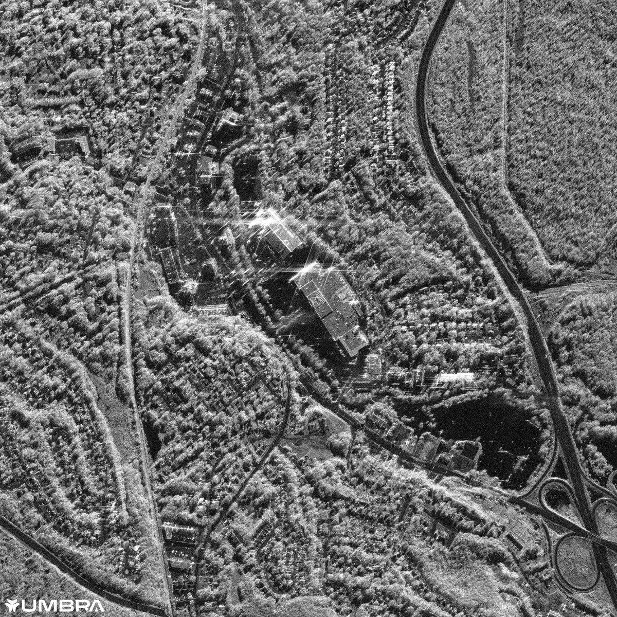 boxMica's tweet photo. As of July 22 10:38PM ADT flood waters are still visible at the Bedford Place Mall while #HalifaxSAR continues. Using @umbraspace 35cm SAR imagery to monitor the situation. https://t.co/r2TinGhXf7