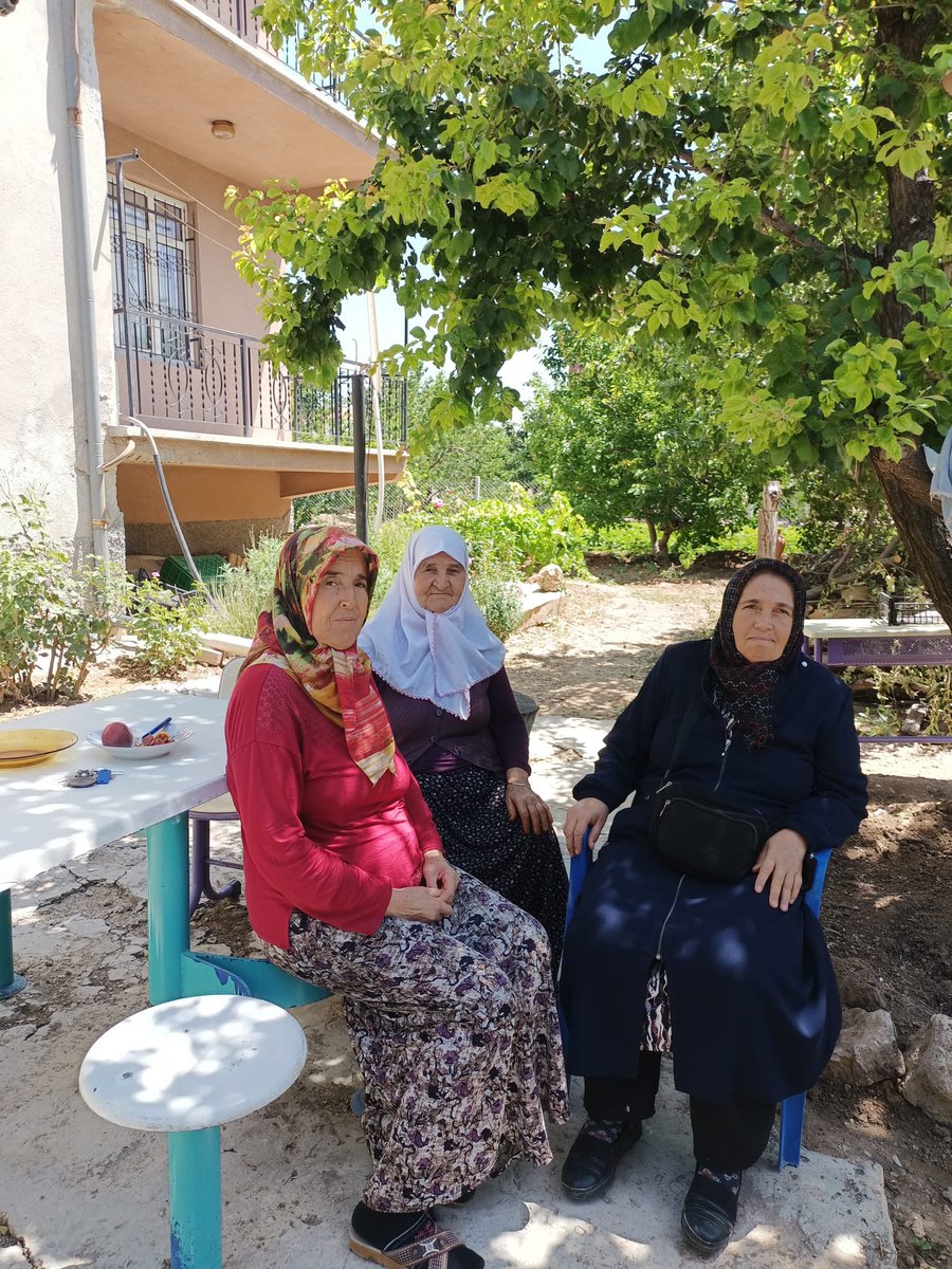 akkadinkaratay's tweet photo. Ak Kadın Karatay olarak her zaman sizlerin yanındayız.🌸
Mahalle faaliyetlerimize devam ediyoruz.🚀
@aysekesir 
@Akkadinkonya_ 
@esradogancandan 
@Hulyaa_42 https://t.co/83cnq85nSV