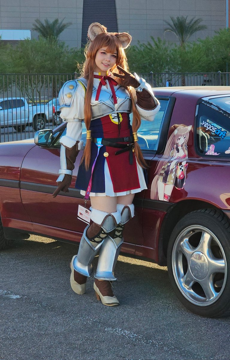 hojichocos's tweet photo. Raphtalia cosplay next to a Raphtalia sticker 😎 https://t.co/5a7zUFJv3C