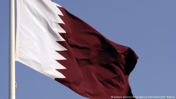 اتمنى من الأخوة في الشؤون القانونية بوزارة الداخلية استحداث قانون يجرم استعمال الذكاء الاصطناعي بقصد الضرر حيث من المؤكد صدور تعاميم أو قوانين بفيديوهات مطابقة لذات الشخص المسؤول وهو يتحدث أمام الملئ على التواصل الاجتماعي فيرجى الحذر و توعية الناس قبل كل شيء.<a href="/MOI_Qatar/">وزارة الداخلية - قطر</a> <a href="/KHK/">خليفة بن حمد</a>