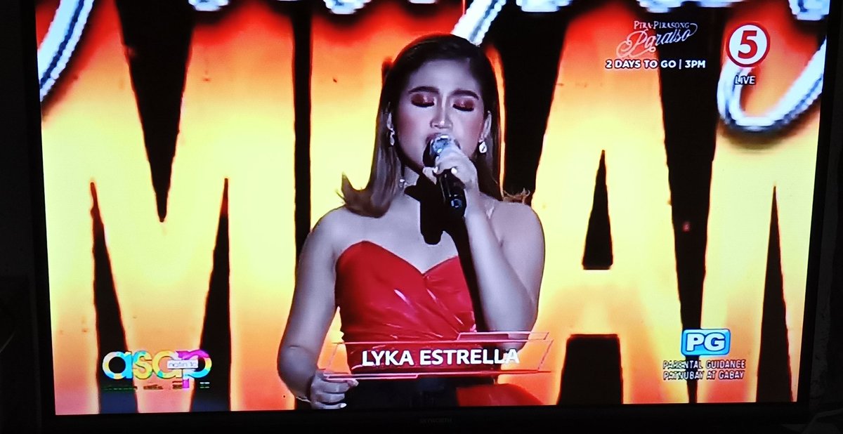 prince_denss's tweet image. Lyka Estrella performed plus The Casts of Nag-aapoy na Damdamin are here LIVE on ASAP Natin 'To! 🧡🧡🧡🧡
.
#JaneOineza #TonyLabrusca #AyaFernandez #LykaEstrella #NagAapoyNaDamdamin #ASAPNatinTo #ASAP #ASAPandFriends #P23D0723