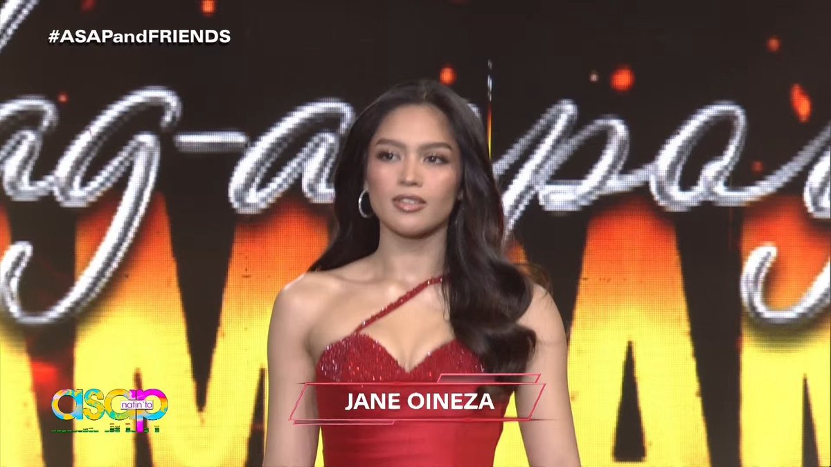 itsToniye's tweet image. Well-deserved recognition 🥹🫶💯 Speechless na talaga ako sa mga nangyayari lately...I'm so happy &amp;amp; proud of you, Janey 😘 Dito lang kami for you 💛🐝  @itsJaneOineza 

Thank you @JRBcreativeprod 🫶

#ASAPandFRIENDS