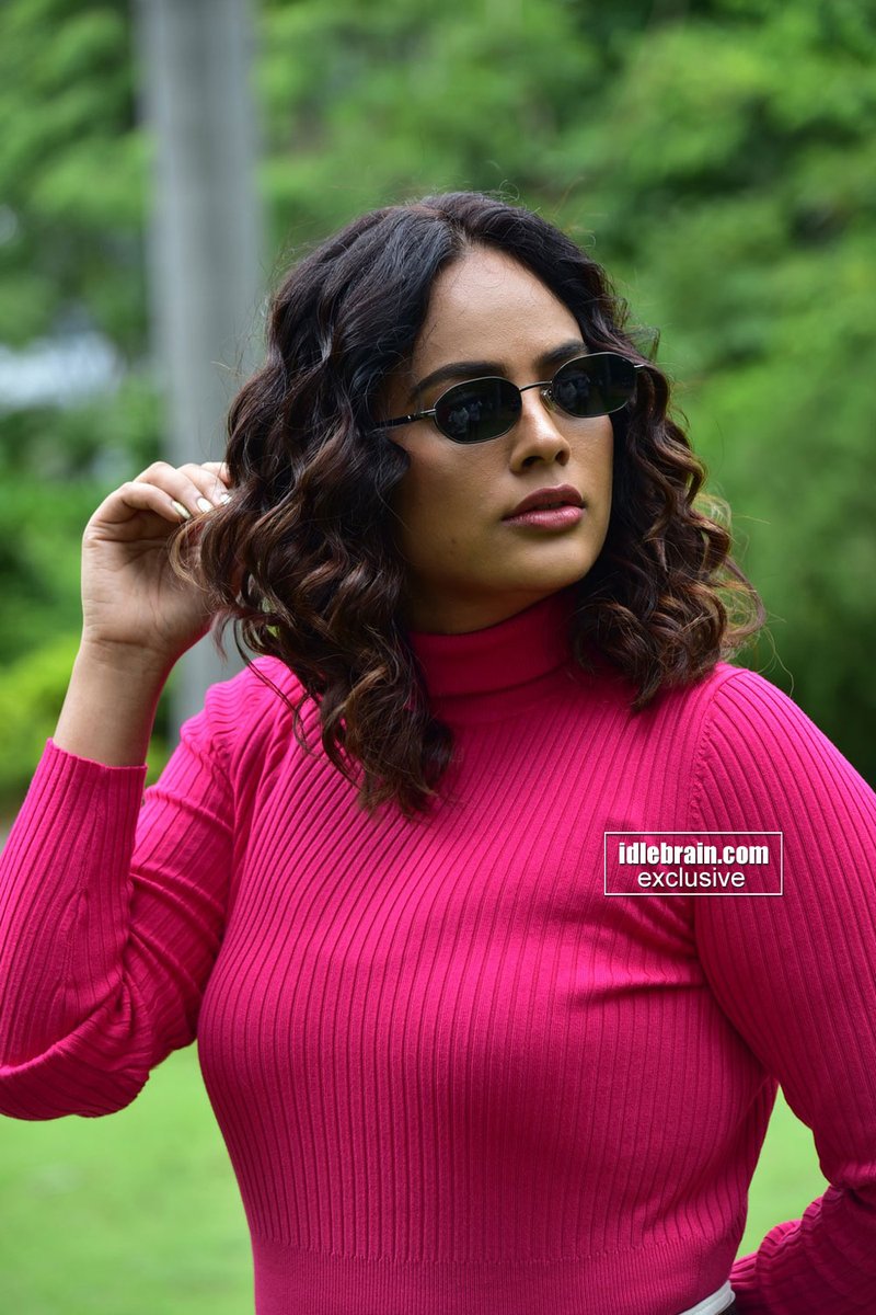 Actress #nanditaswetha gallery

idlebrain.com/movie/photogal…

@Nanditasweta