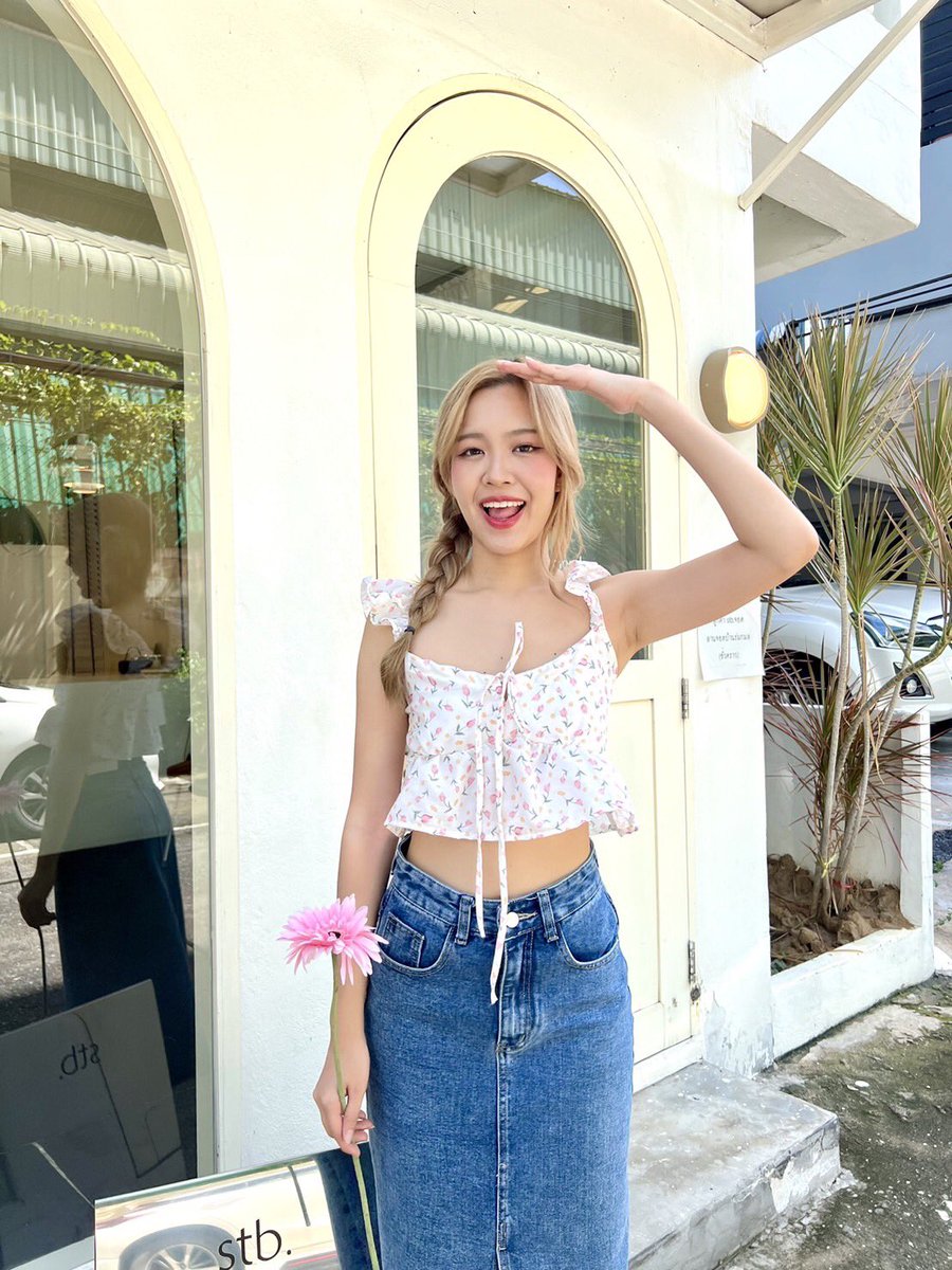 Mayma1304's tweet photo. ☁️Price 150 Baht🧸🧺
〰️〰️〰️〰️〰️〰️〰️〰️
C-005-8💐

สายเดี่ยวแขนระบาย ลายใหม่มาแรงง ลายดอกทิวลิปจิ๋ว🌷ปุ้กปิ้กสุดๆ 

🧸 color : ม่วง , ฟ้า , ชมพู

size : อก 32-34 ยาว 10 ✨

☁️Line : @406sired (มี@) 🎄
#เสื้อครอป #เสื้อผ้าเกาหลี #เสื้อเอวลอย  #เสื้อปาดไหล่ #เสื้อผ้าน่ารัก https://t.co/ydmy4n4nVX