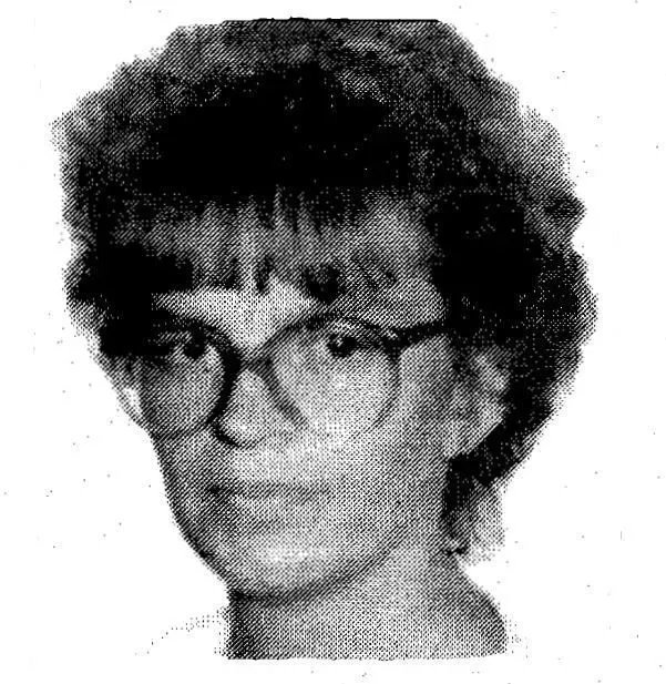 OpferNaziGewalt's tweet photo. 23.07.94, Berlin: Beate Fischer wird von drei Nazis misshandelt, mehrfach vergewaltigt und anschließend erwürgt. Hintergründe: https://t.co/afYc2IVPHo #KeinVergessen https://t.co/RqrqKB98p8