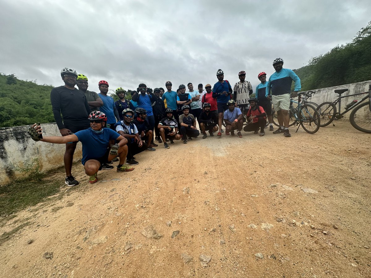 vijayakumar0328's tweet photo. #amazing  and #pleasant  cycle ride to #jaguar falls today #40KM .. #decathlon  47th #anniversary #celebration 
Any sports #consistency is very important and learnt a lot while riding a cycle today .. Be #consistent  throughout the ride and make sure to reach the destination https://t.co/8XUZr9A3PQ