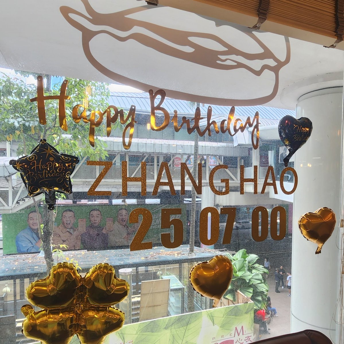 ultzebewon's tweet photo. went to 2 zhanghao bday cs events today !! the setups and the freebies are so pretty 🫶 thank you organizers!!
#ourdearsummer
#ScenarioZhangHaoDay https://t.co/A7NPCSxmdi