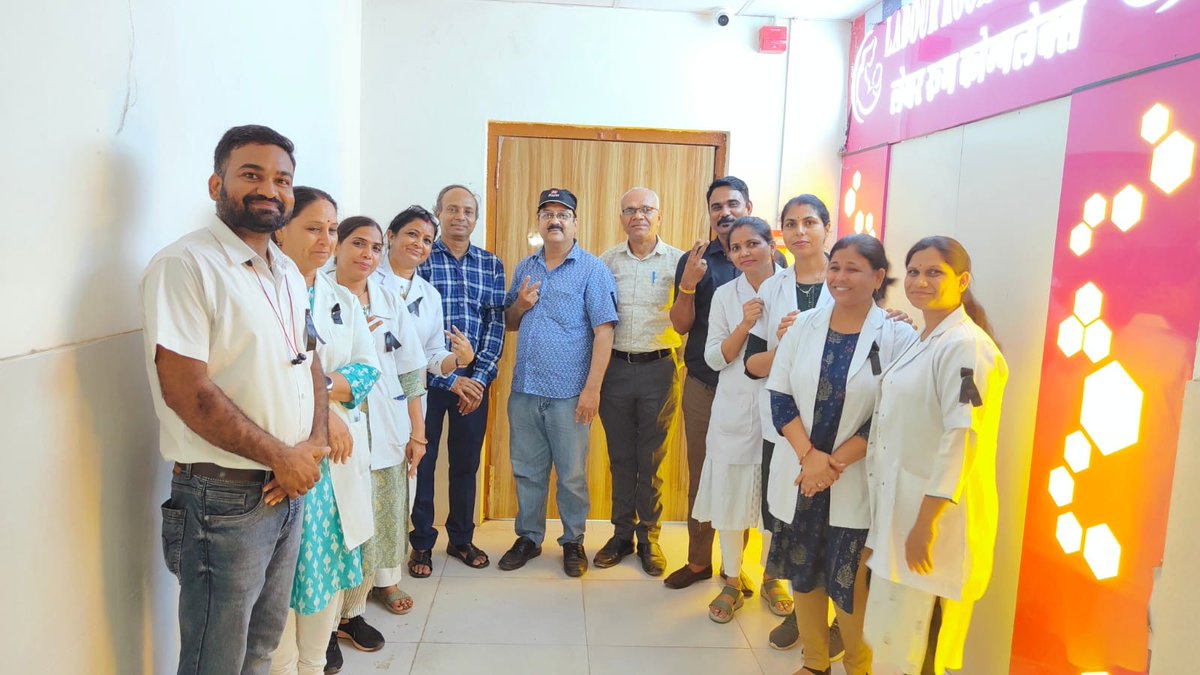 <a href="/ashokgehlot51/">Ashok Gehlot</a> जी नर्सेज की 11 सूत्रीय लंबित मांगो को अविलंब पूरी करे
अन्यथा नर्सेज को मजबूर सड़क पर उतरना पड़ेगा।
#नर्सेज_11सूत्री_मांगे_पुरी_करो
#CHA_मांगे_नौकरी_mhvf_मे