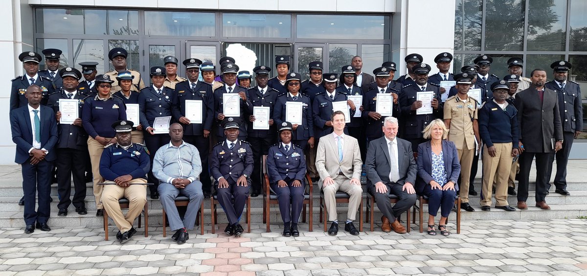 nkwoolley's tweet photo. Closing of our training with Zambia Police Service on Sexual &amp; Gender Based Violence investigations.

Understanding how trauma affects victims of #SGBV is crucial for investigators as can affect their perception, influence decision-making &amp; impact treatment of victim &amp; witnesses. https://t.co/aFDK9zOwlN