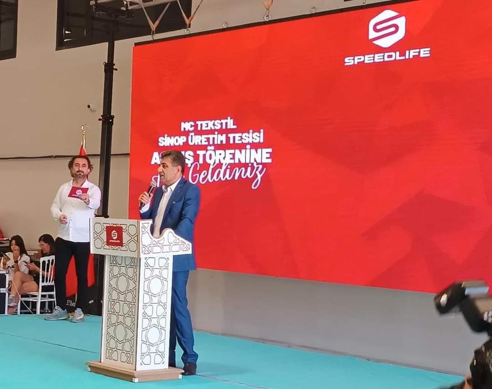 MustafaAktas00's tweet photo. Speedlife markası;
Mehmet Coşkun ile Cihangir Koçak kardeşlerimizin azim ve gayretleriyle büyüdü. Memleket sevdasıyla 60’ın üzerinde ülkeye ihracat yaptıkları markalarının halkasına Sinop Üretim Merkezinide eklediler.
Nice girişimcilerimize ilham olması dileğiyle.
#speedlife https://t.co/dC3DRLfk2E