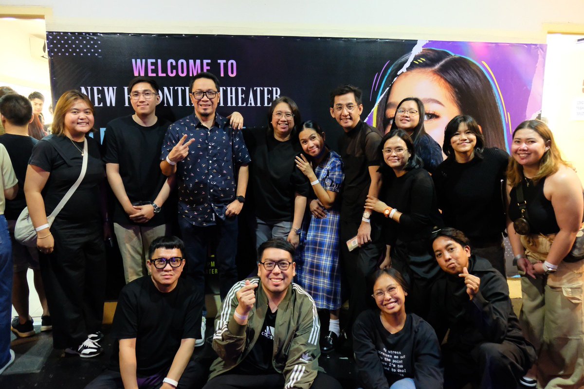 macoyski's tweet photo. The #Beloved Team! 💜💜💜
Headed by our Mother @Jazzamae 

See you next year everyone? 😉😉😉

**Twitter break starts now** https://t.co/U8lXK90ir8