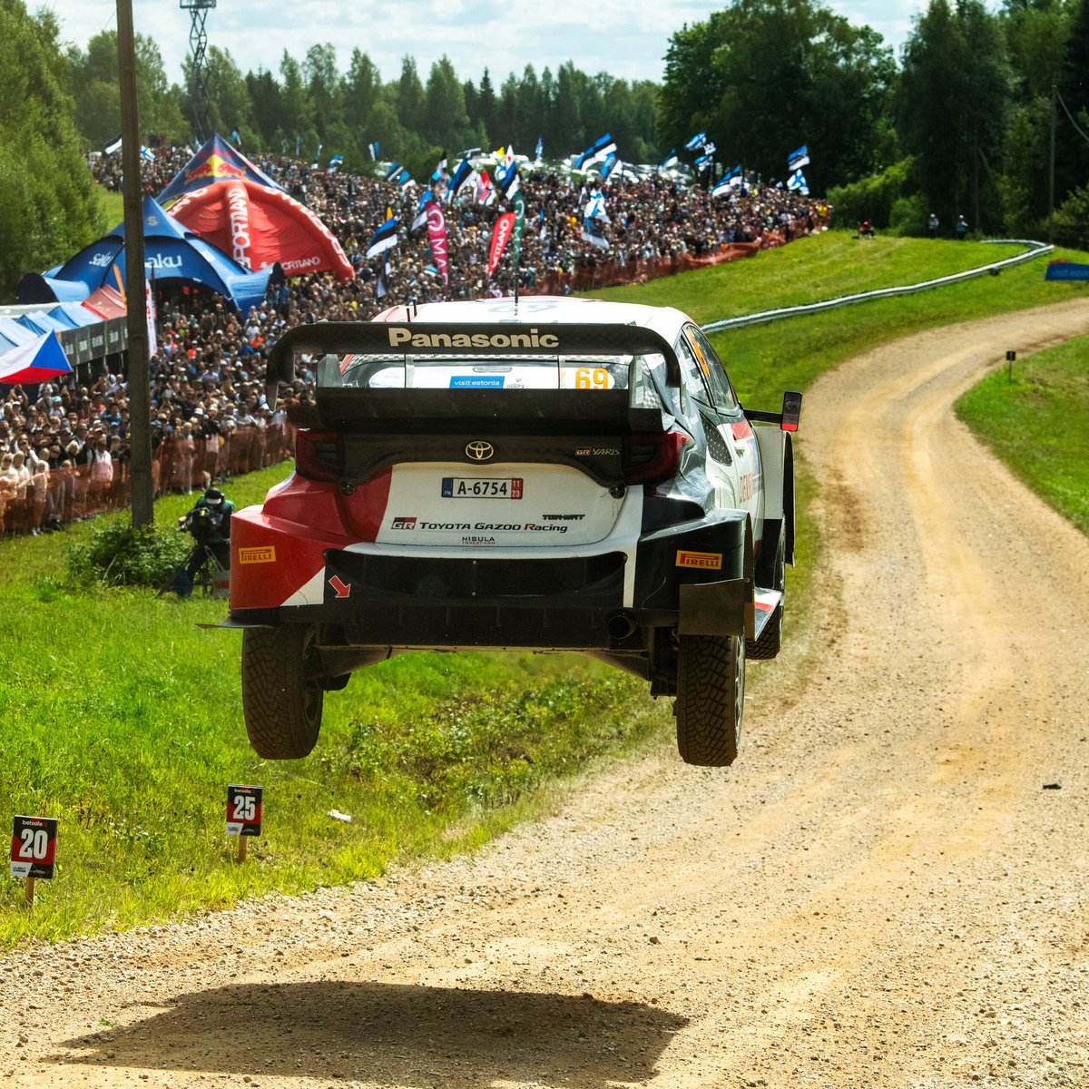 Hat-Trick of Rally Estonia Wins!🏆🏆🏆

📸 Jaanus Ree / Red Bull Content Pool

#KR69 #ToyotaGAZOORacing #RallyEstonia