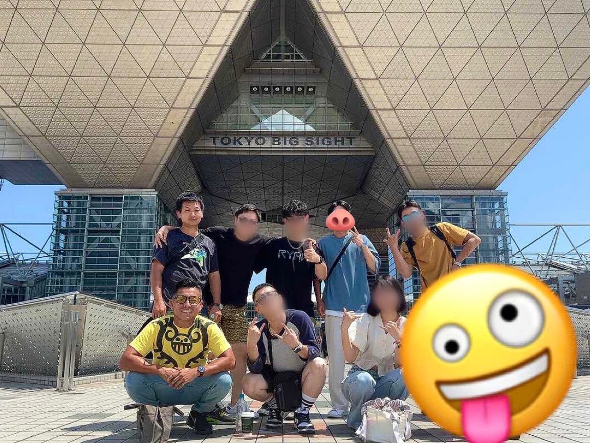 New2Ep's tweet photo. 抽選全滅でも集まれるトリスの面々 https://t.co/3Hc2stti6n