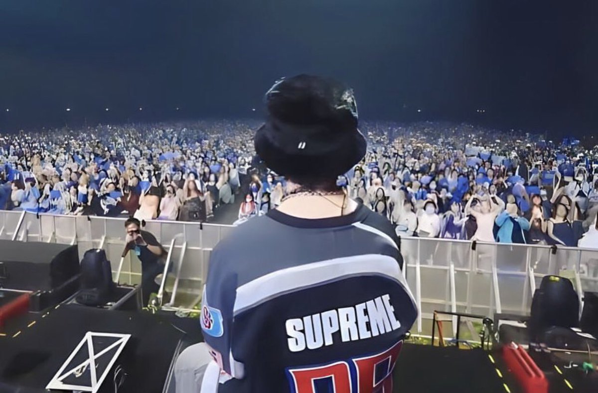 builddaily_'s tweet photo. "Thank you for being strong"

It's you who made us strong. You gave us the courage to fight back. Together we will overcome every battle and every obstacle, as we move towards better days 💙

WITH BIU WE STAND
#BYLsDoNotYield
@JakeB4rever https://t.co/0i1TKiGyOY