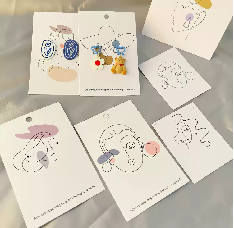 WR Print：#Jewelry #Display #Cards Stand out from the crowd and captivate your #customers with cards that reflect your #brand's unique #identity.Get in touch with us today to begin the journey of creating your #perfect jewelry display cards! ✨#düsseldorf #dusseldorf #Germany