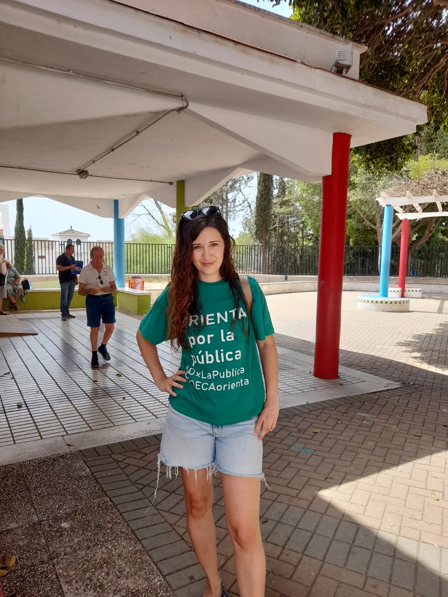OrientaPorLaPública tweet media