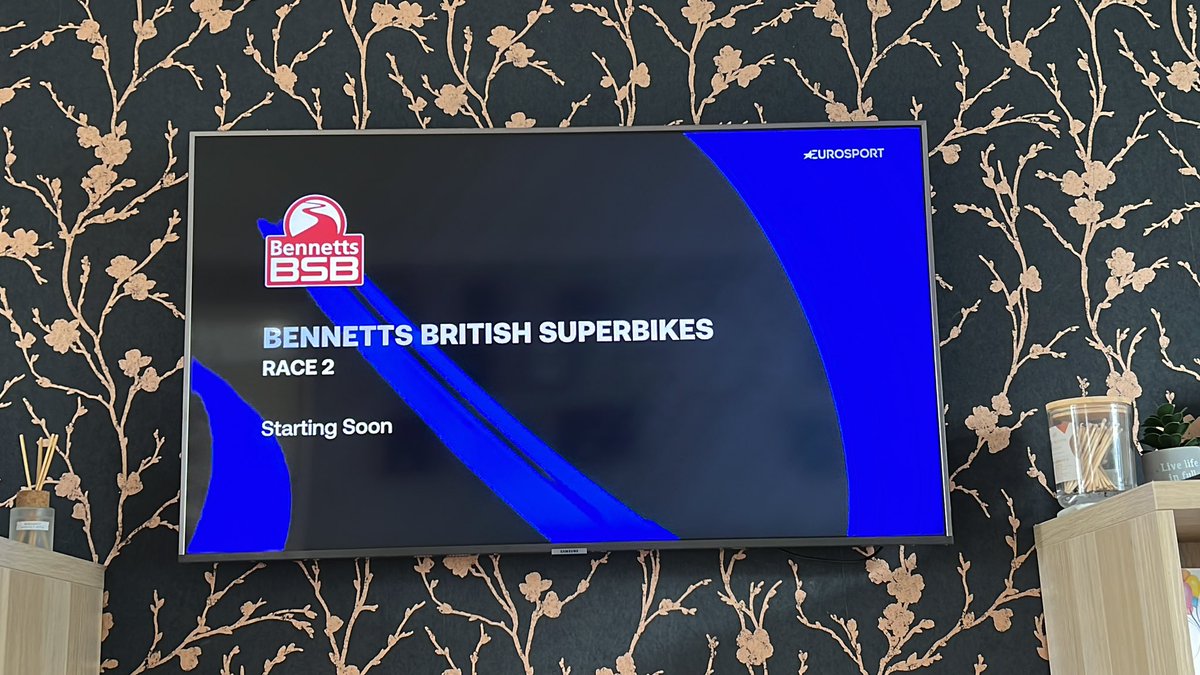 Crookes65's tweet image. Hey @discoveryplus how come when I want to watch @OfficialBSB live and the grid walk and build up I get this screen?