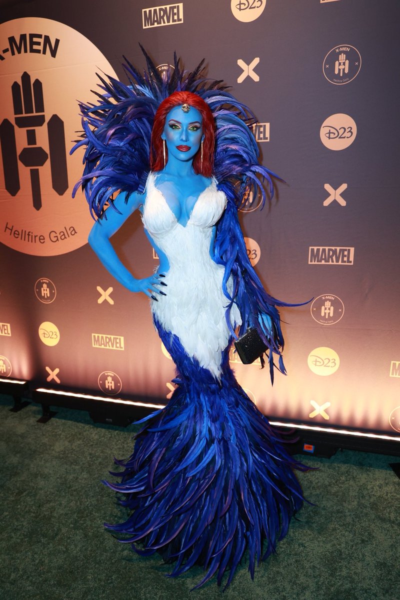 I had a blast at the first annual  Hellfire Gala 
#HellfireGala #mystique