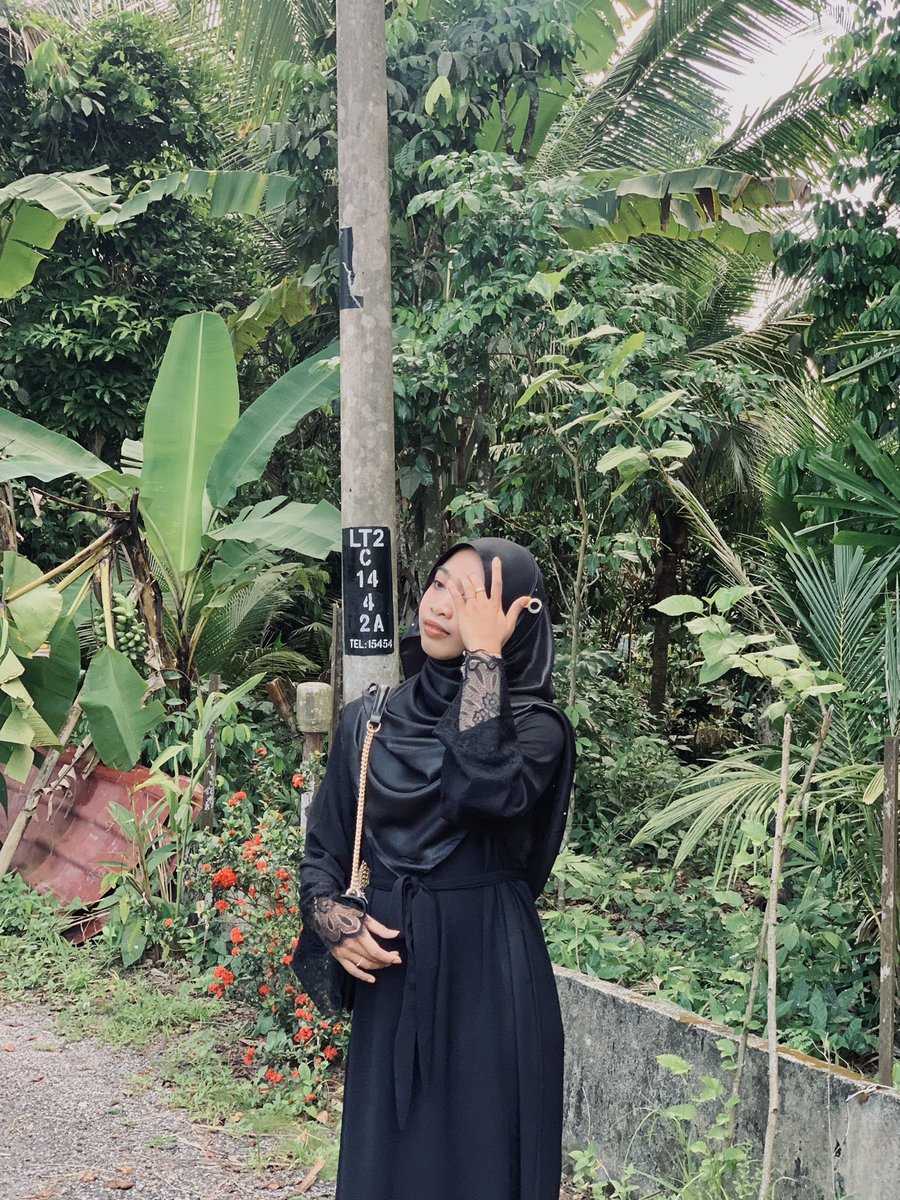 eynasyrahh's tweet photo. 🖤 https://t.co/xIhfxyBL4S