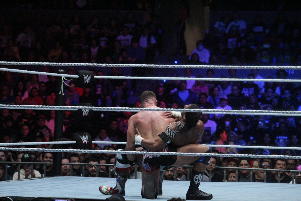 Planeta Wrestling tweet media