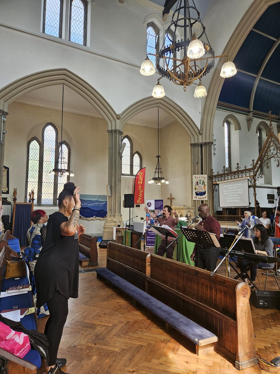 Happy Sunday 👋👋🏾👋🏿
Please join us for our Sunday service at 11am at St John's Church, Stratford E15. If you can't make it in person, please join by watching our live Facebook stream.
#StJohnsE15 #COE #LondonChurch #EastLondonChurch