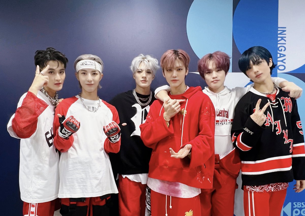 NCTsmtown_DREAM's tweet image. 시즈니들!! 우리 드림 인기가요 무대 예쁘게 잘 나왔나요?! ㅠㅠ 항상 많은 관심 부탁드립니다!! 시즈니 고마워요~!! 🎉

#NCTDREAM #RENJUN    
#ISTJ #NCTDREAM_ISTJ