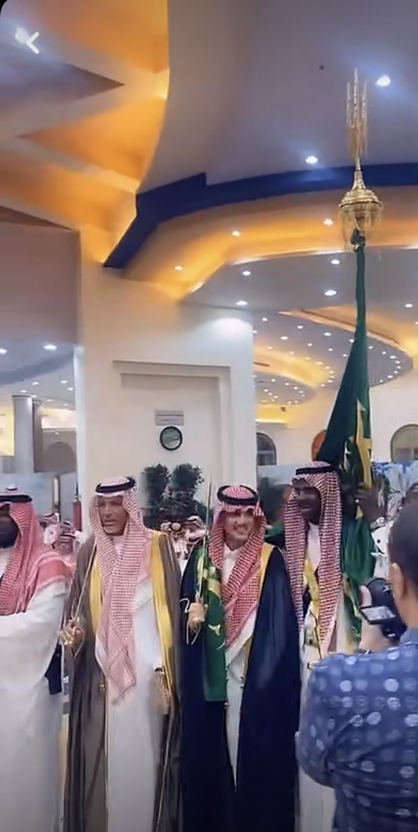 alkelabe1's tweet photo. خالص التهاني والتبريكات 

ل سعادة العميد : سعود بن محمد الكلابي 

بمناسبة زواج ابنه 
الملازم أول : عبدالعزيز بن سعود الكلابي

 على كريمة الاستاذ : خالد الحجيري 

تهانينا والف مبروك….
#تبوك #ضباء #المدينة_المنورة #حقل #الوجه #املج #الكلابي #الحجيري #الرياض #تيماء #ينبع https://t.co/jum84u39XU