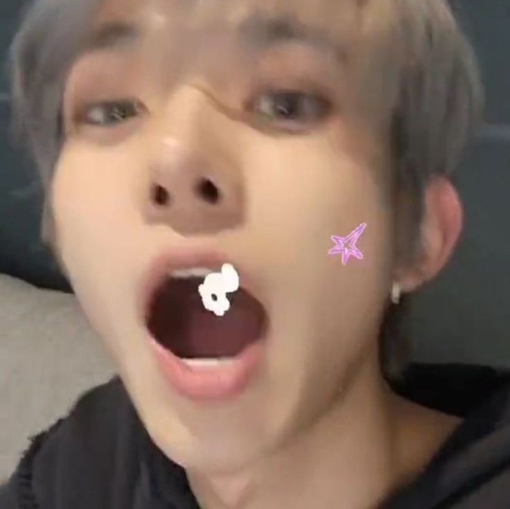 katlinn___'s tweet photo. ✧ hellooo im kalene (@katlinn___) ! im looking for active moots ~

— she/her
— filo
— multi stan
— not new to #kpoptwt
— started last feb 2022 
— planning to be more active
— looking for engene, carats, blinks, and etc.

:¨·.·¨:
 `·.Let's be moots!

♡ / ↻ are appreciated, ty! https://t.co/gRDOKjY2r0