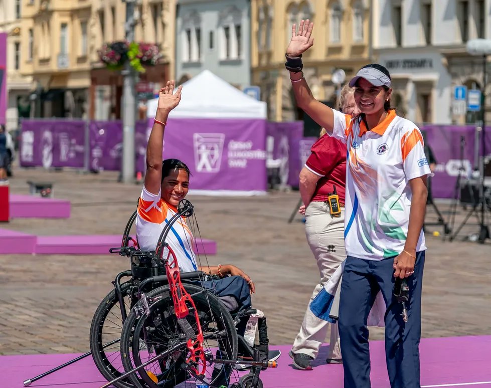 1st🏅Medal for INDIA in World Archery Para Championship - #Pilsen #CzechRepublic

🇮🇳's Compound Women Open team of #Sarita and #jyoti won "🥉Bronze Medal".

Duo defeated Iran 🇮🇷 in final by 🇮🇳147-142🇮🇷 to claim🥉Bronze Medal.

Congratulations to #TeamIndia🇮🇳

#NTPCArchery