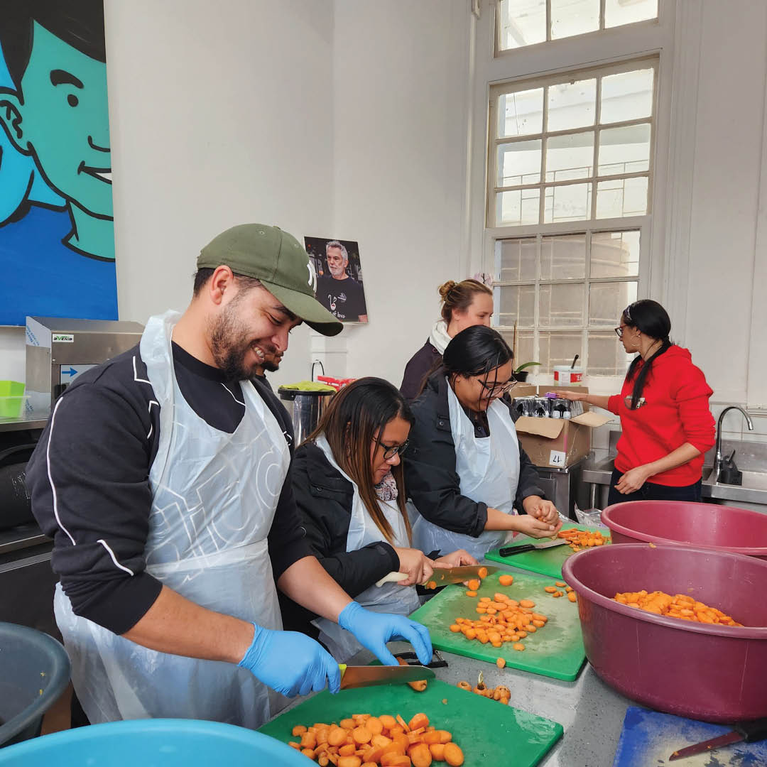Serve up kindness and make an impact at our Dignity Kitchen! 🍲 Join our team of compassionate volunteers in Joburg and Cape Town to bring nourishment and hope to those experiencing homelessness. Sign up now and let's make a difference! 🙌🌈 buff.ly/3rEa6Ny