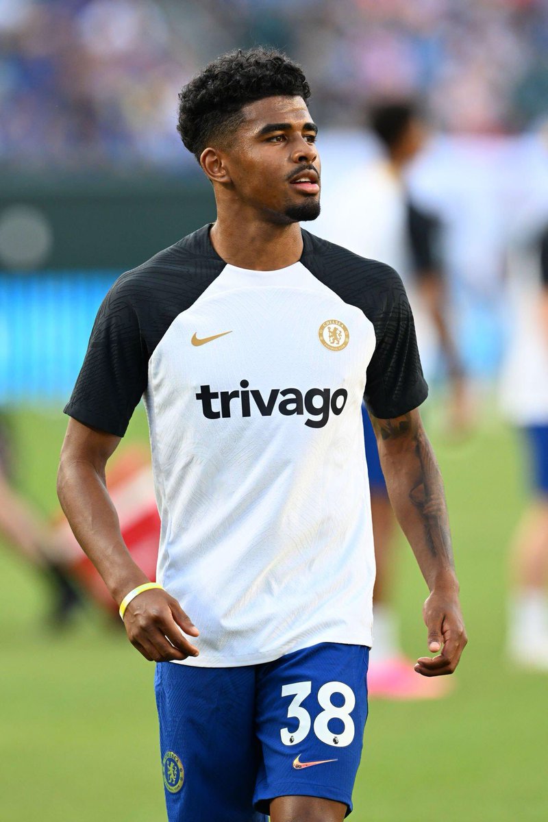 ChelseaPicsHQ's tweet photo. Ian Maatsen! #CHEBHA https://t.co/gco3Xvgecp