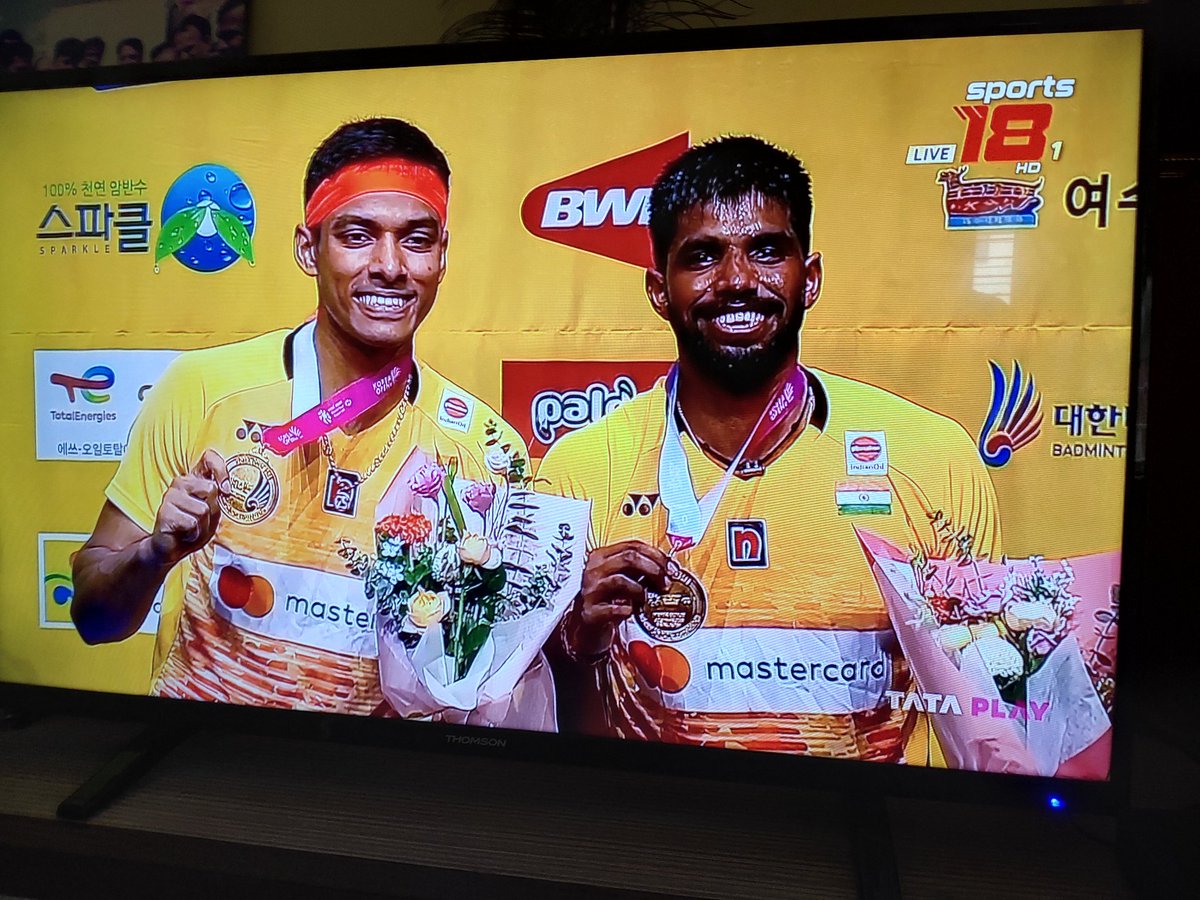 drprashant211's tweet photo. From lagging behind in 1st set to winning and complete dominance in next 2 consecutive set against the world no. 1 Indonesian pair💪🏻💐✌🏻
What A Brilliant Game by @satwiksairaj &amp;  #ChiragShetty 🔥👌🏻🏸
Win for India 🇮🇳 in Korea Open 2023
#KoreaOpen2023 #Badminton #India #WINNER https://t.co/ApZTb78sHq