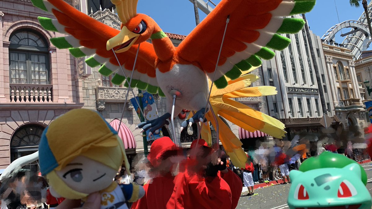 amane_guy's tweet photo. パレード最高だった！！ポケモンとマリオテンション上がる！！
ウォロさんホウオウとの邂逅 https://t.co/aHLBKuhjYU