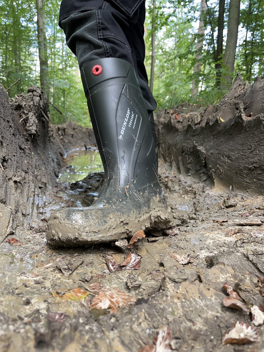 NorabootsDK tweet media