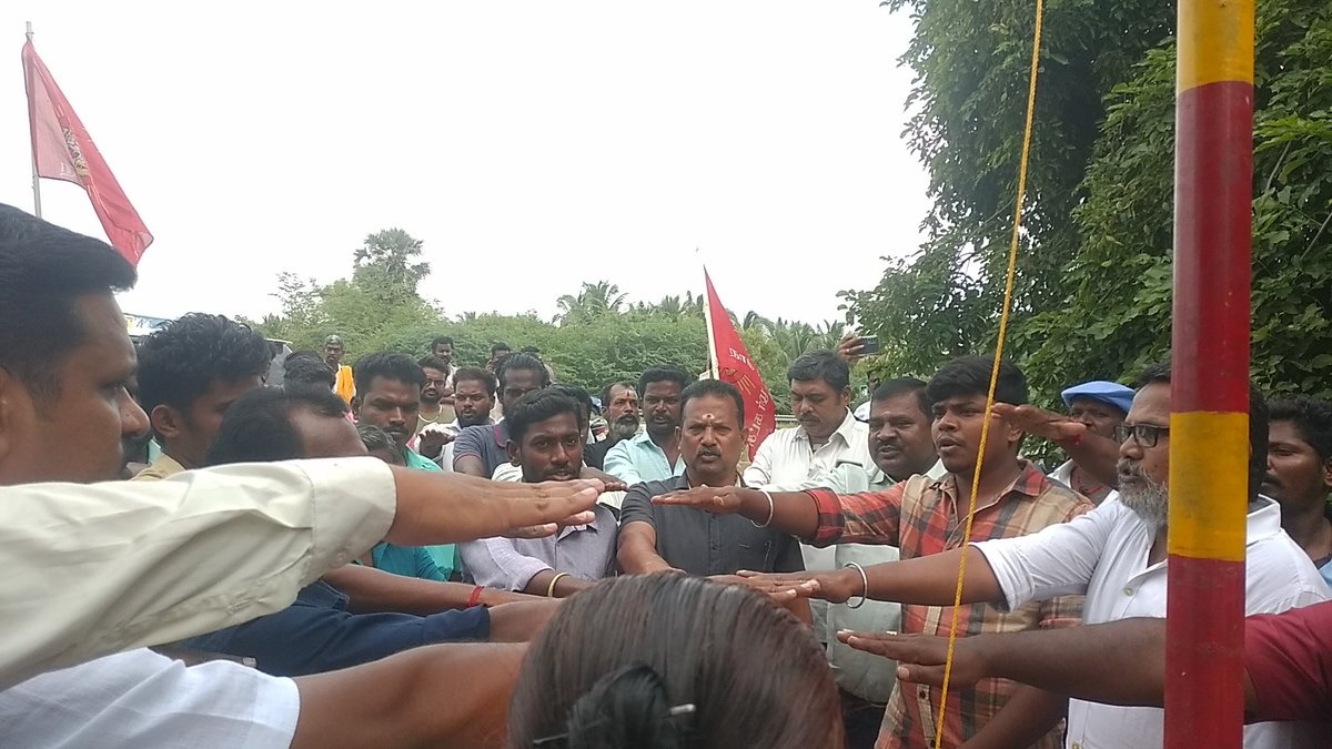 deepak424066818's tweet photo. #மேலூர் தொகுதி நாம் தமிழர் கட்சியின் சார்பில் இன்று 23/7/23 அன்று வஞ்சி நகரம் ஊராட்சியில் புலி கொடி ஏற்றப்பட்டது இதில் திருப்பரங்குன்றம், மதுரை கிழக்கு, மதுரை மேற்கு தொகுதி &amp; மேலூர் தொகுதி உறவுகள் கலந்து கொண்டனர் 
@_ITWingNTK #சீமான் #Seeman #seemanism https://t.co/7IBuEfhT3W